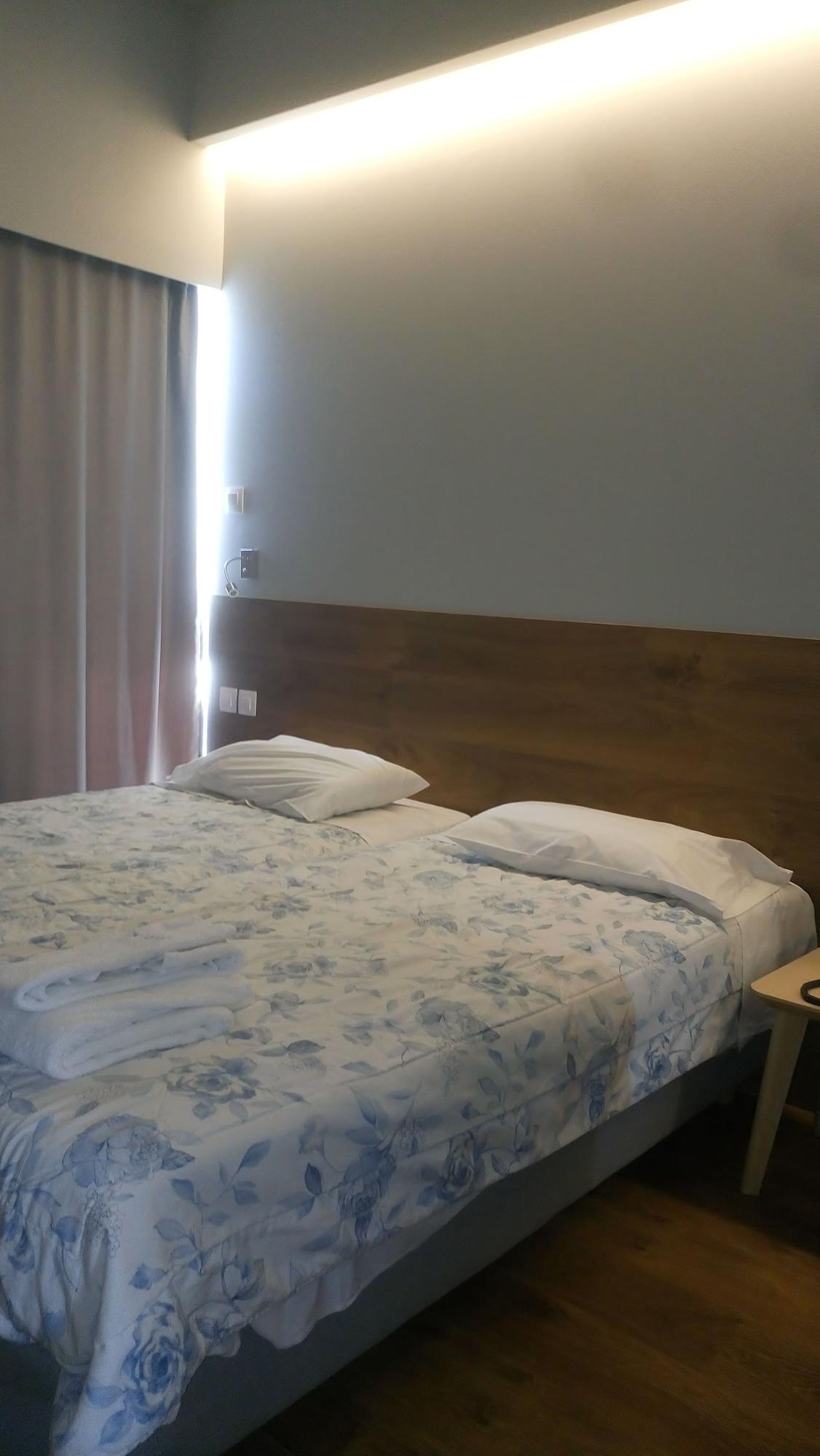 Blue Sky Hotel Glyfada  Exterior photo